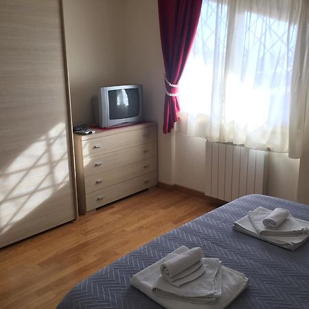 Bed&Breakfast Riccio&Lella ฟิวมิชีโน ภายนอก รูปภาพ