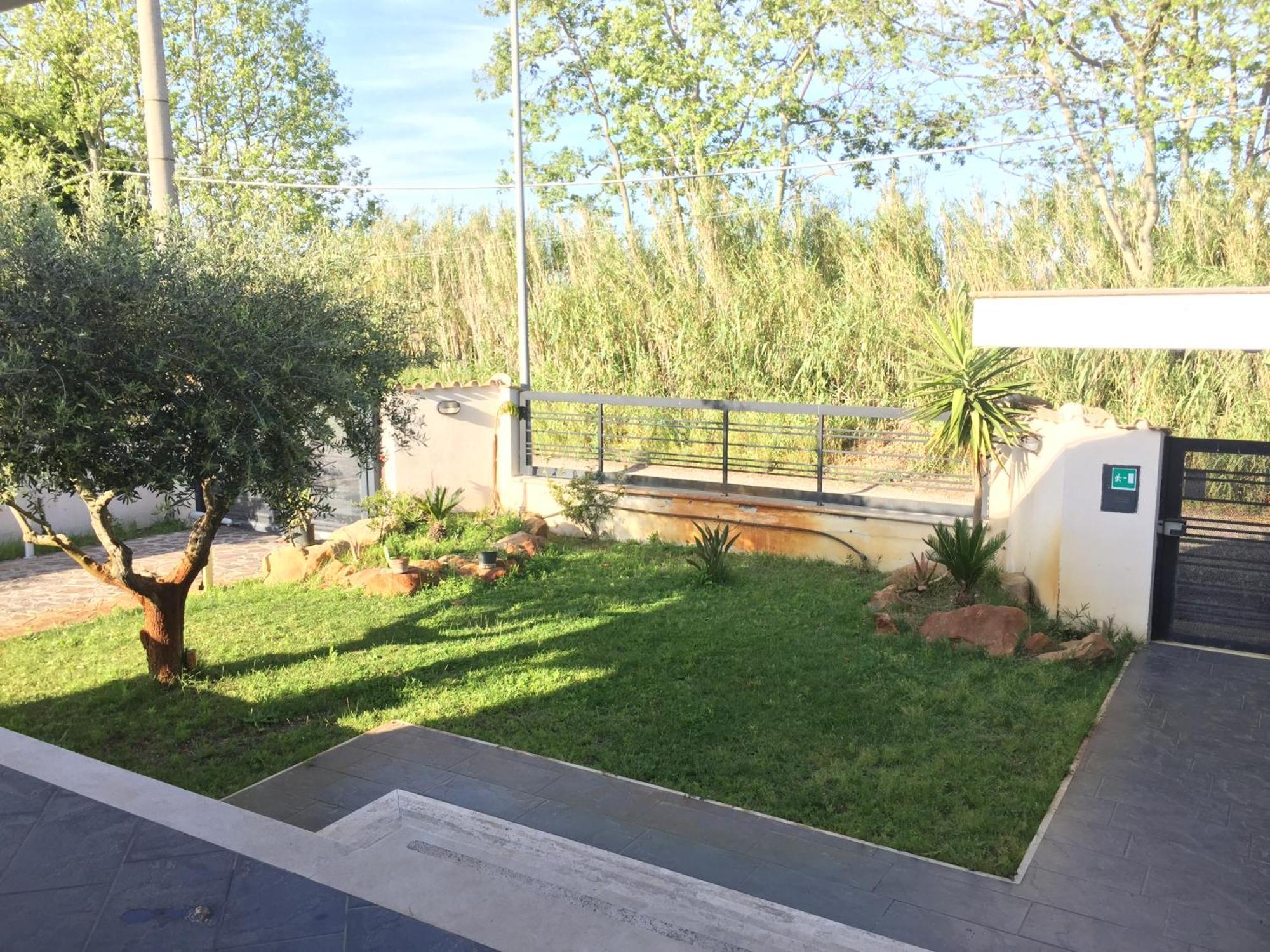 Bed&Breakfast Riccio&Lella ฟิวมิชีโน ภายนอก รูปภาพ