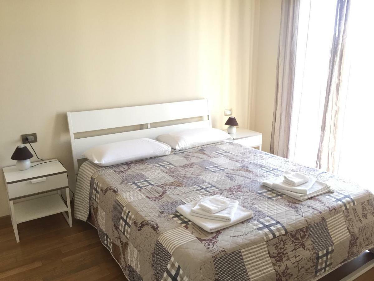 Bed&Breakfast Riccio&Lella ฟิวมิชีโน ภายนอก รูปภาพ